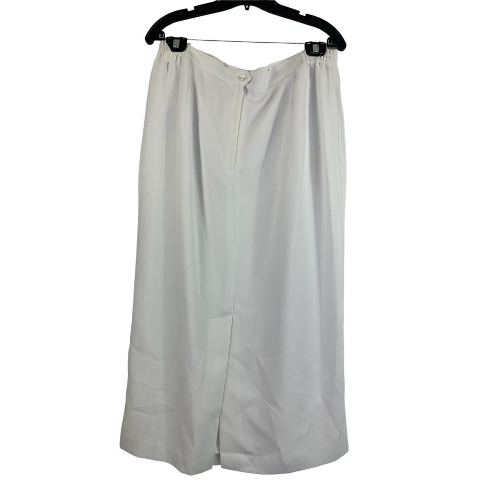 Executive Collection Women's Whistling White Skirt Set - Picture 8 of 11
